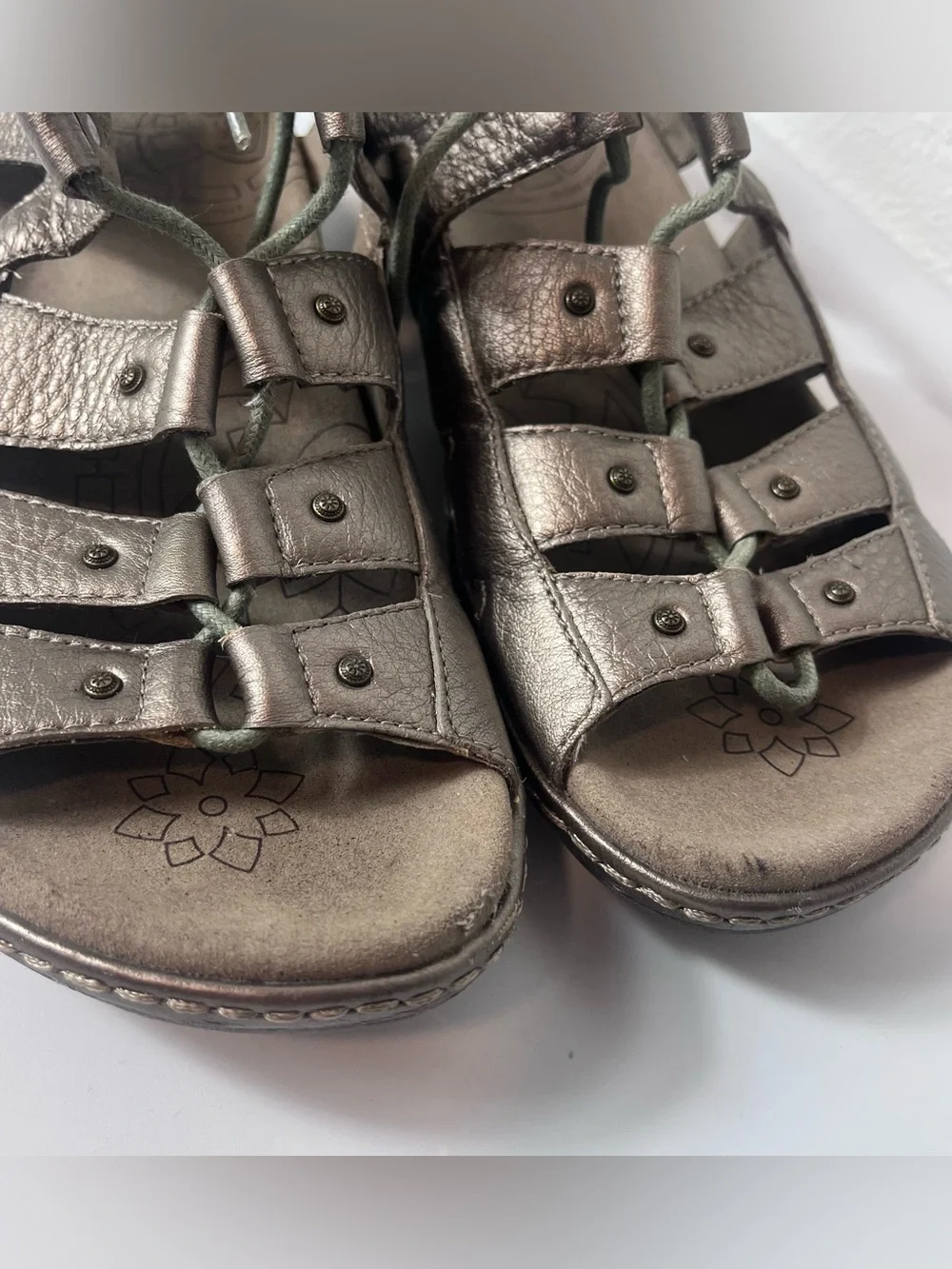 Taos Ghilbert Brown Bronze Leather Slingback Gladiator Sandals Women's size 8